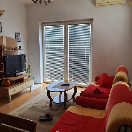 Zogu Apartments - City View بريشتاين المظهر الخارجي الصورة