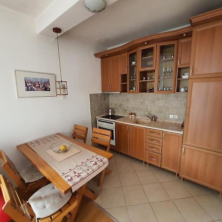 Zogu Apartments - City View بريشتاين المظهر الخارجي الصورة