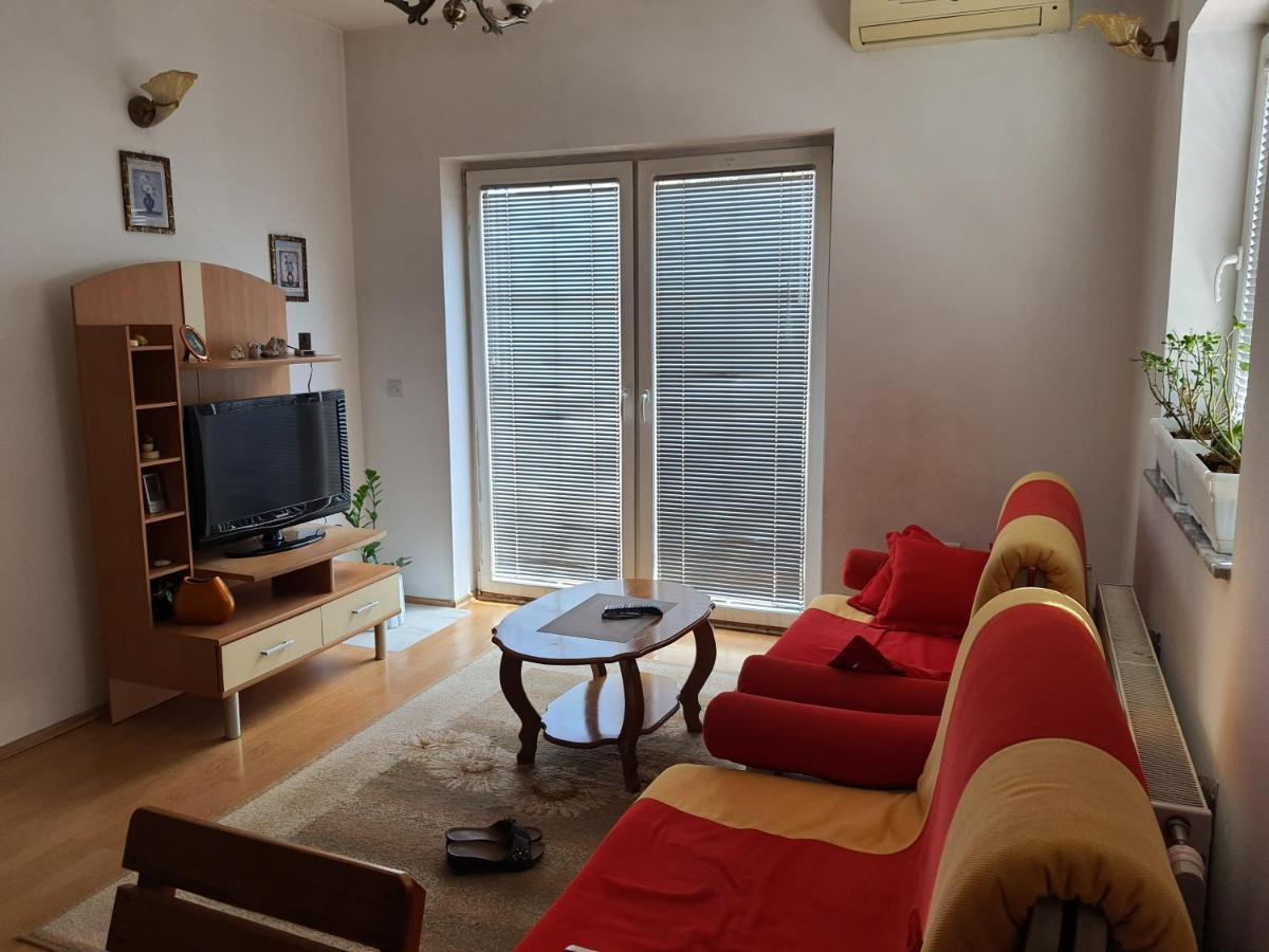Zogu Apartments - City View بريشتاين المظهر الخارجي الصورة